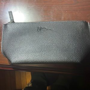 IT cosmetic makeup bag black and pink new